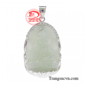 Mặt phật bản mệnh tuổi Tuất - Hợi được chế tác trên nền chất liệu ngọc cẩm thạch cao cấp kết hợp vàng 14k chất lượng cao.