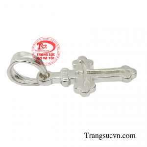 Mặt thánh giá mang đến điều an lành may mắn cho người sử dụng. 