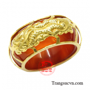 Nhẫn nam rồng vàng may mắn phong thủy.