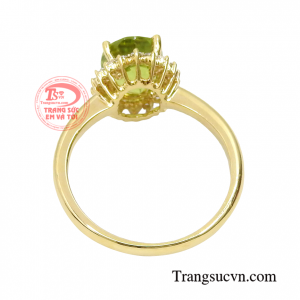 Nhẫn nữ vàng tây peridot chất lượng món quà đặc biệt dành cho người thân và bạn bè.