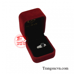 Nhẫn nữ sapphire trang nhã tinh xảo, bền đẹp.