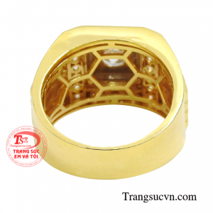 Nhẫn vàng nam giới thời trang bảo hành 12 tháng.