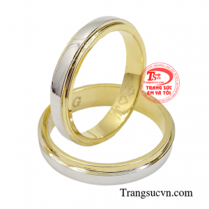 Đôi nhẫn cưới với thiết kế đơn giản sang trọng nhất định sẽ khiến các cặp đôi hài lòng.
