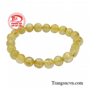 Thạch anh tóc giàu năng lượng, giúp con người có cảm giác sảng khoái, tinh thần minh mẫn, suy nghĩ tích cực hơn. 