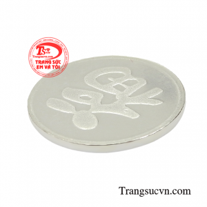 Ngày nay đồng xu bạc vẫn được sử dụng rộng rãi trong các gia đình.