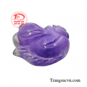 Trong phong thủy, hồ ly được biết tới là loài vật thông minh và khôn khéo giúp bạn thu hút được khách hàng, dễ dàng thuyết phục họ hơn.