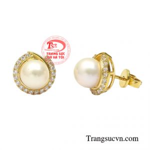 Ngọc trai là biểu tượng của sự cao quý, trong sáng và thánh thiện.