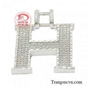 Chắc chắn bạn phải có cho mình một chiếc trong tủ đồ.