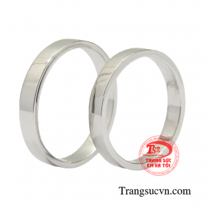 Đây là món đồ trang sức quan trọng được trao tặng vào ngày đặc biệt nhất của một đời người. 