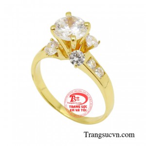 Vì vậy việc lựa chọn một chiếc nhẫn toát lên thần thái kiêu sa sẽ giúp mọi cô gái chạm gần hơn tới vẻ đẹp hoàn mỹ,