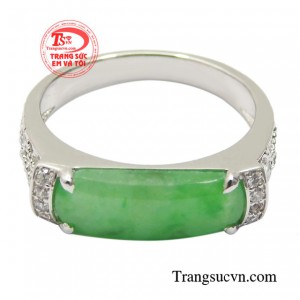 Theo quan niệm người xưa khi sở hữu trang sức từ ngọc cẩm thạch sẽ mang đến cho con người một nguồn năng lượng dồi dào.