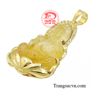 Một chiếc mặt phật quan âm đẹp phải thể hiện được sự tự tại, có nét mặt từ bi, hiền hậu, khi nhìn vào có cảm giác dễ chịu, an lành. 