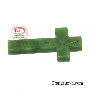 Chiếc mặt dây vừa đem lại vẻ hợp thời trang và sang trọng vừa mang đến nhiều bình an cho người dùng.