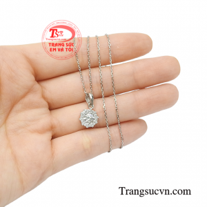 Bộ mặt nữ vàng trắng trẻ trung bền đẹp.