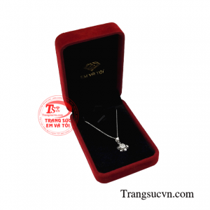 Bộ mặt nữ vàng trắng yêu kiều