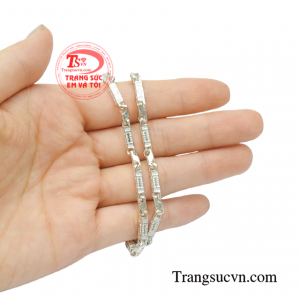 Dây bạc trẻ em năng động cá tính.