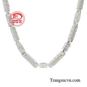 Một người đàn ông ưu tú ngoài trau dồi tố chất bên trong thì còn phải hoàn thiện diện mạo bên ngoài.