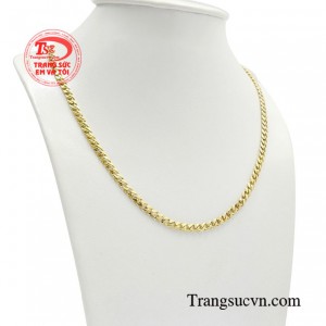 Chiếc dây chuyền như để thể hiện cái tôi cá nhân của mỗi người. 