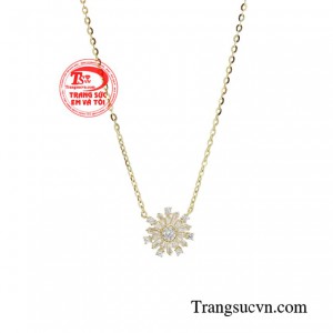 Các góc cạnh sắc xảo tạo nên vẻ đẹp và sự tinh tế của chúng.