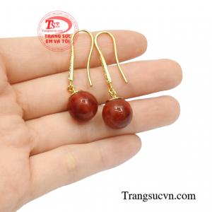 Hoa tai cẩm thạch mệnh hỏa đảm bảo uy tín.