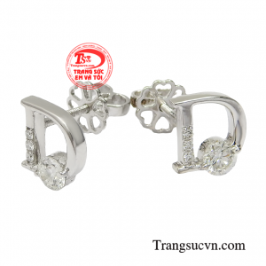 Trang sức kim cương đồng điệu về tâm hồn, giúp hiện thực hóa mọi giấc mơ của chính mình.