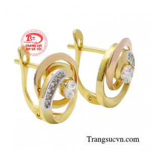 Phụ nữ càng khó nắm bắt thì càng khiến đàn ông say mê