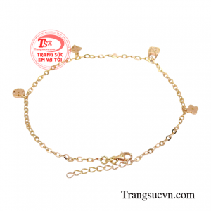 Chiếc lắc chân sẽ giúp mỗi bước đi của bạn được uyển chuyển và đầy tự tin hơn.
