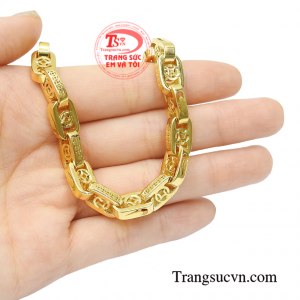 Lắc tay nam tài lộc đem lại sự sang trọng.