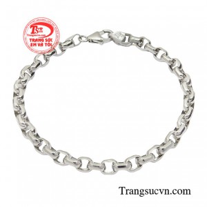 Lắc tay nam vàng cuốn hút là món đồ không thể thiếu trong các dịp hoạt động hàng ngày hay những buổi tiệc.