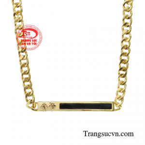 Đối với nam giời thì việc sở hữu một chiếc lắc tay là không thể thiếu mỗi khi diện một bộ trang phục lịch lãm. 