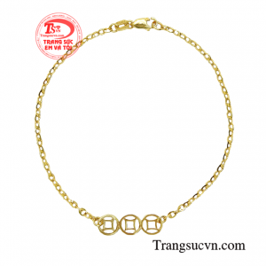 Kim tiền được nhiều người biết đến là vật cầu tài lộc, tiền bạc và may mắn.