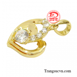 Màu vàng thường tượng trưng cho sự hạnh phúc, sự thành công, chiến thắng, lòng trung thành, sự trung thực.