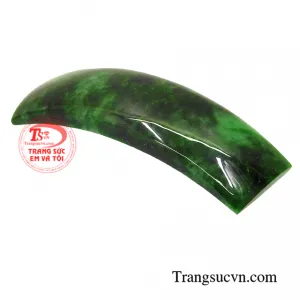 Mặt jadeite yên ngựa tài lộc