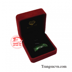 Mặt jadeite yên ngựa tài lộc