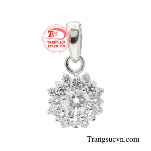 Mặt vàng trắng nữ tinh tế nhỏ xinh hiện đang được rất nhiều khách hàng yêu thích.