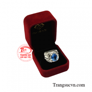Nhẫn bạc nam topaz mệnh thủy lịch lãm.