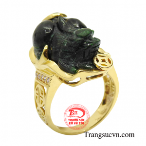 Nhẫn nam tỳ hưu phú quý được các doanh nhân sử dụng làm vật phong thủy đem lại may mắn. 