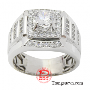 Khi diện chiếc nhẫn này bạn sẽ có được sự thông thái, chuẩn mực, điều mà bất cứ ai cũng phải ngưỡng mộ.