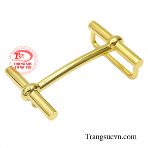 Với thiết kế mạnh mẽ và độc đáo giúp cho người dùng thêm phần nổi bật và sang trọng hơn.