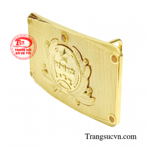 Thắt lưng là một vật dụng quan trọng được sử dụng thường xuyên đối với phái mạnh.