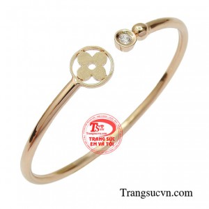 Với diện mạo đặc trưng mang đậm chất thời trang sản phẩm luôn là sự lựa chọn hàng đầu của các chị em.