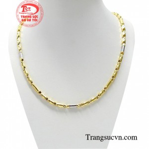 Dây chuyền nam vàng cuốn hút thể hiện phong cách thời trang của phái mạnh
