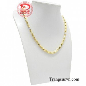 Dây chuyền nam vàng phóng khoáng giúp phái mạnh thêm tự tin và thể hiện cá tính cả mình