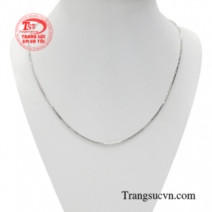 Dây chuyền nữ vàng trắng thanh tú mang vẻ đẹp thanh lịch và cuốn hút 