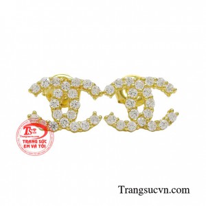 Hoa tai chanel duyên dáng giúp các nàng trông sành điệu hơn mỗi ngày