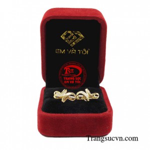 h tế và hài hòa giúp người đeo mang lại nét trẻ trung và tự tin.