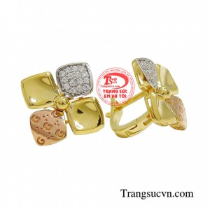 Hoa tai vàng đẳng cấp sẽ là sự lựa chọn tốt nhất, ưng ý nhất dành cho bạn