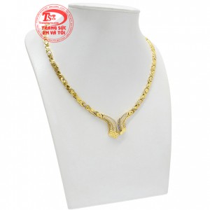 Kiềng vàng thời thượng mang vẻ đẹp thanh lịch và cuốn hút