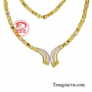 Kiềng vàng thời thượng