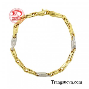 Sức hút của nam giới phụ thuộc rất nhiều vào món trang sức họ đeo. 